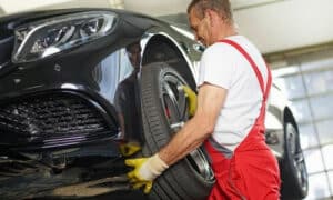 Manutenzione, inversione ed equilibratura pneumatici